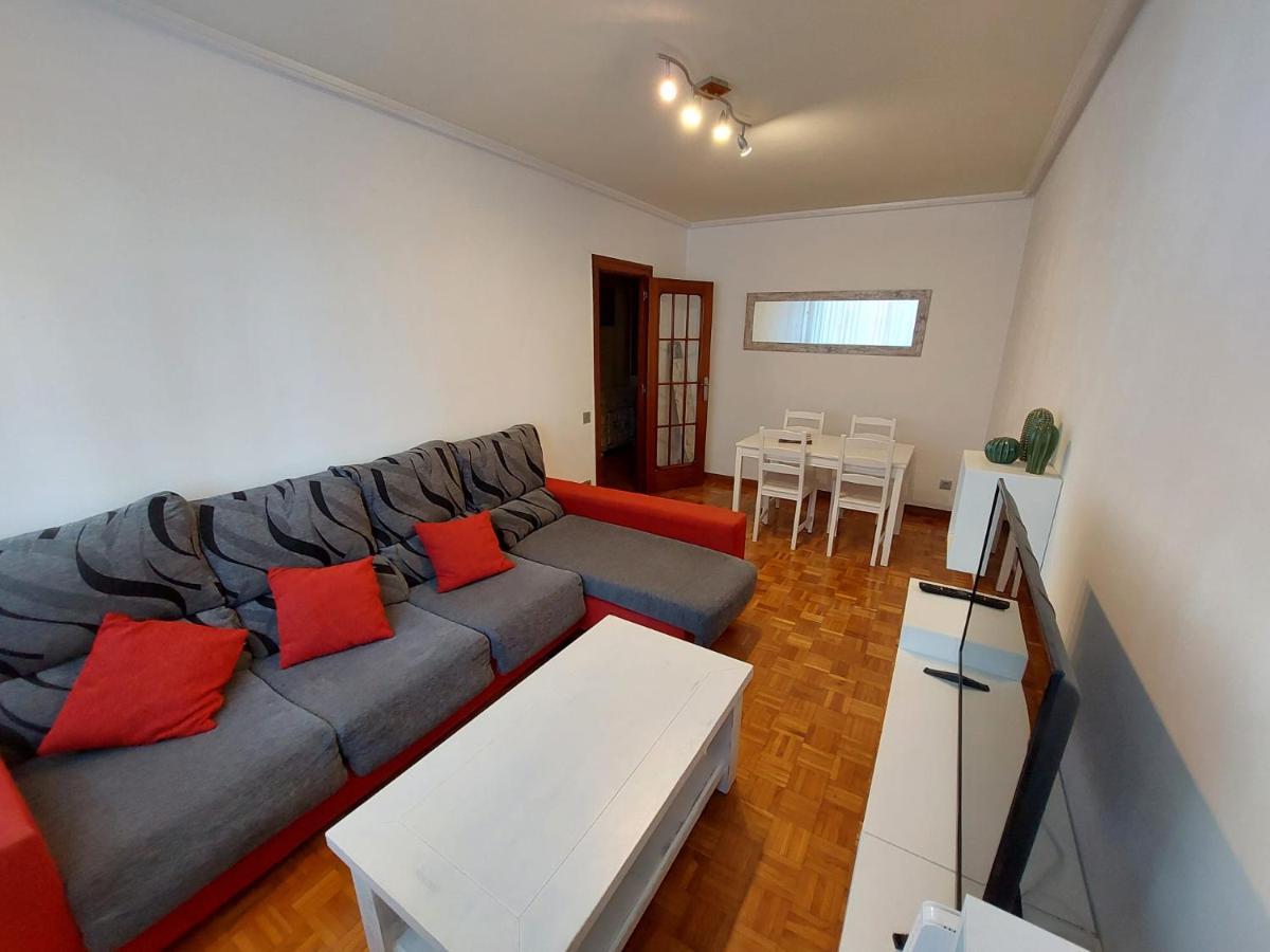 Ferienwohnung Piso Sencillo Y Acogedor Con Parking Gratuito Baranain Exterior foto